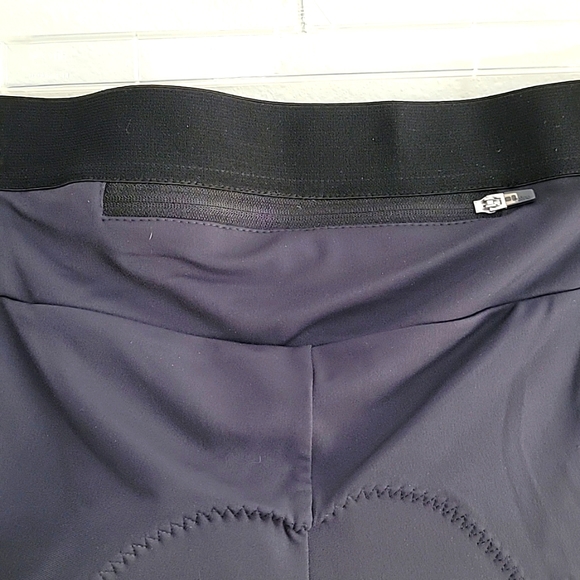 [*3 Items For $20 In Bundle*] Cycling Pants Zoano Size Small - Picture 8 of 10